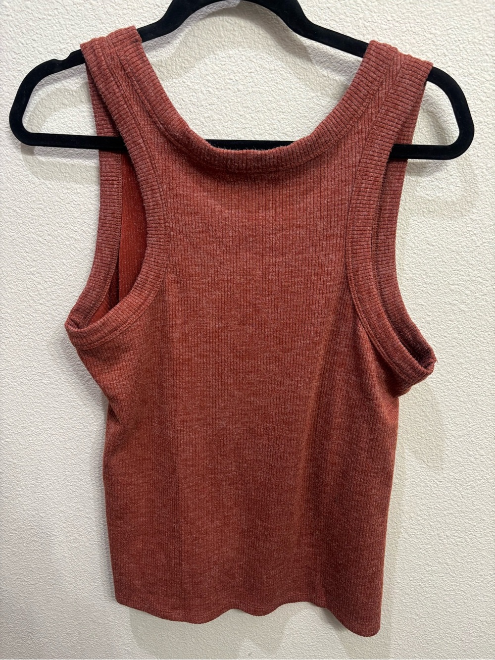 Prologue Ribbed Scoop Tank — Rust - Picture 3 of 3